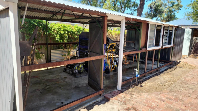 Can not recommended anyone but Rapid for your asbestos removals. They removed the walls of a shed for me. Site was left incredibly clean! Very professional group!! Image from Glen Footer