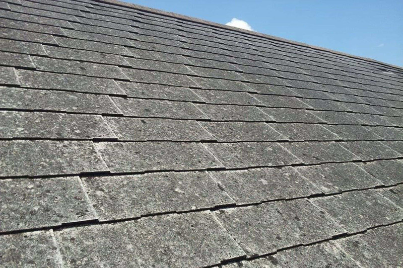 Roof containing asbestos. asbestos roof removal perth
